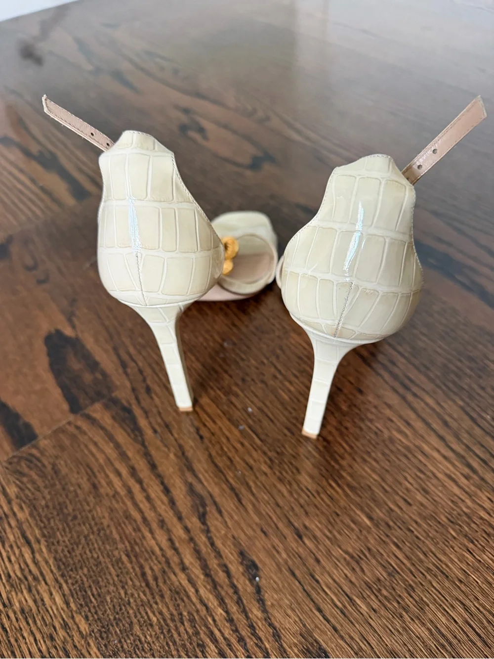 Tom Ford Ivory Croc-Embossed T-Strap Sandals with Gold Chain Links